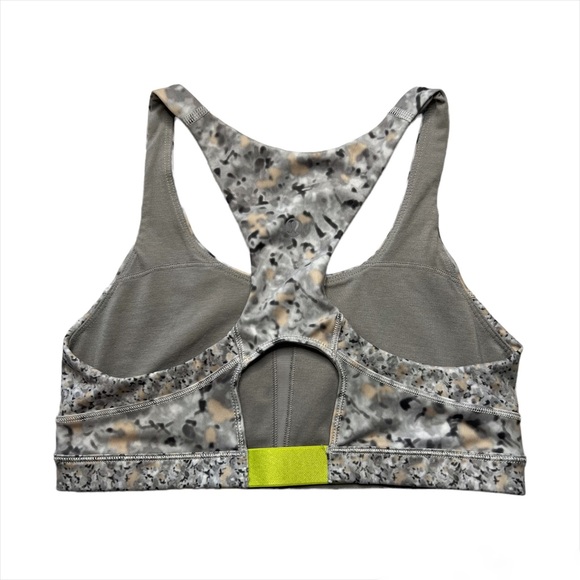 Sold- LULULEMON Top Speed Fleur Silver Spoon Sports Bra - Picture 4 of 8